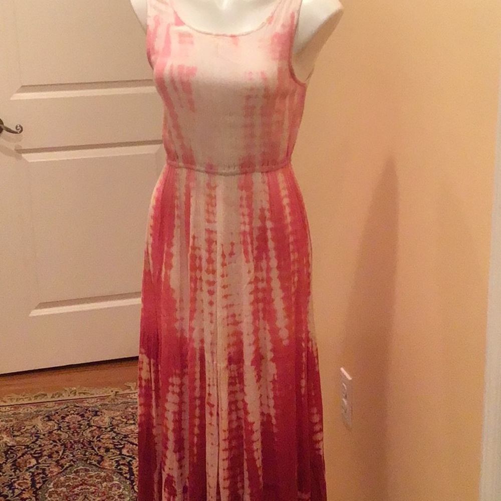 Sand and Spirit sleeveless tie dye dress